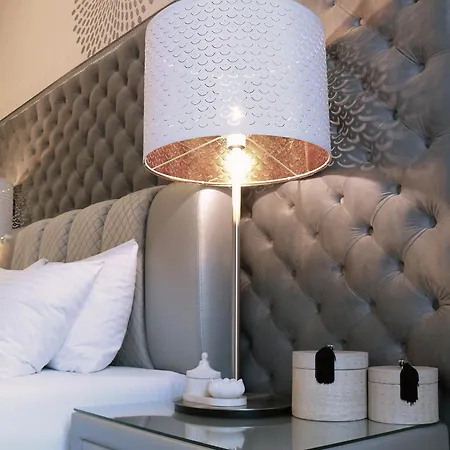 Luxury Centre Located Apartment Kyiv